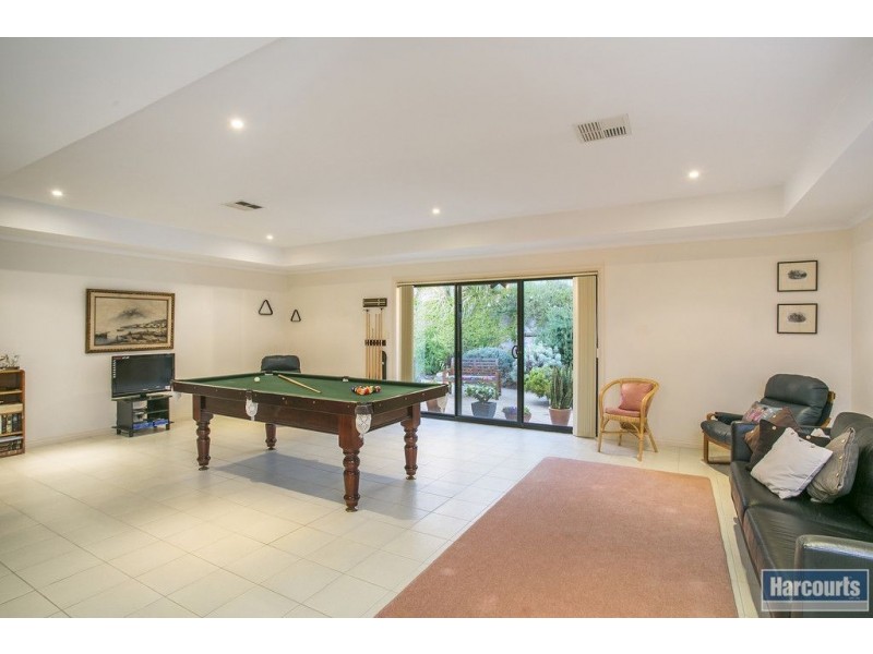 12 Phillip Court, Hallett Cove SA 5158