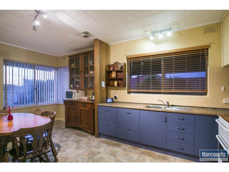 18 Ross Street, Seaview Downs SA 5049