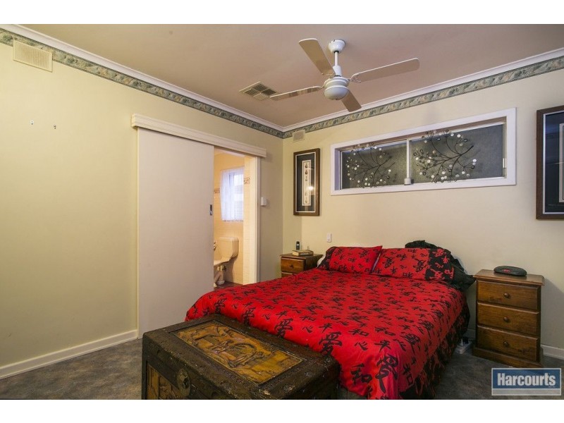 18 Ross Street, Seaview Downs SA 5049