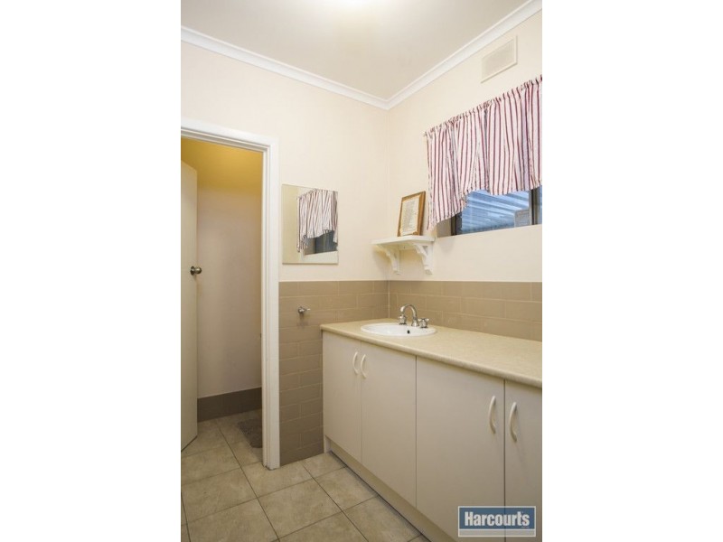 18 Ross Street, Seaview Downs SA 5049
