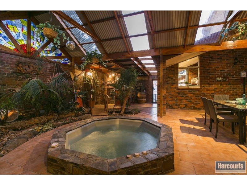 4 Marine Parade, Marino SA 5049