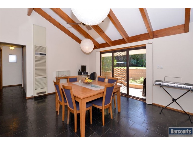 218 The Cove Road, Hallett Cove SA 5158