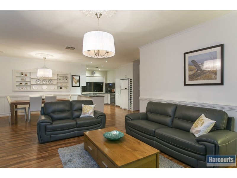 23 Brett Crescent, Hallett Cove SA 5158