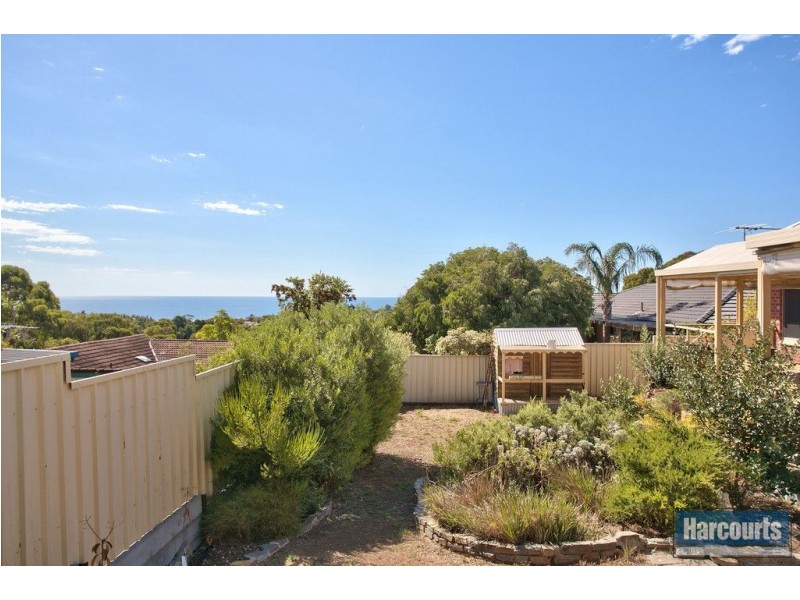 17 Sovereign Street, Hallett Cove SA 5158