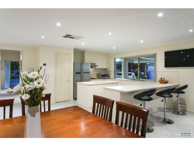 8 Robinson Street, Sheidow Park SA 5158