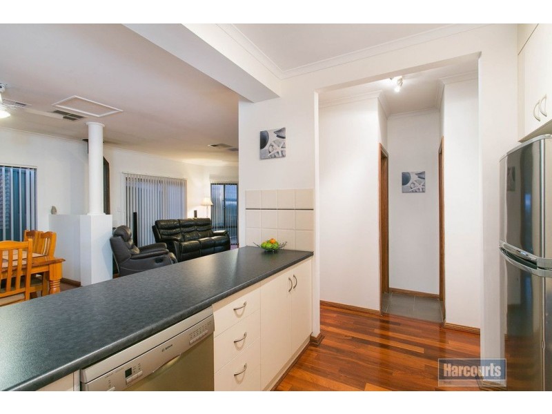 38 Elizabeth Crescent, Hallett Cove SA 5158