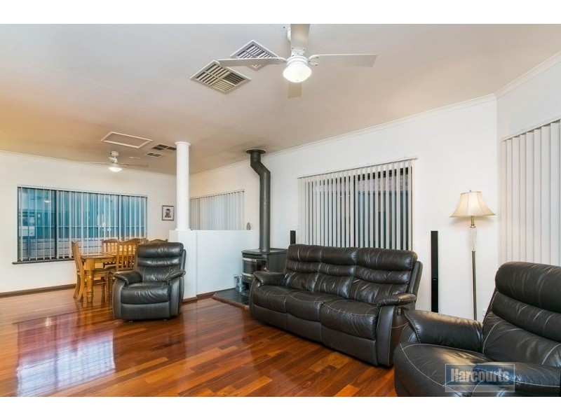 38 Elizabeth Crescent, Hallett Cove SA 5158