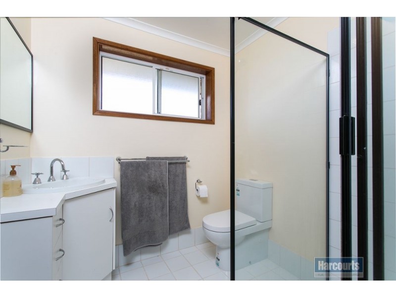 5 Alfonso Drive, Hallett Cove SA 5158