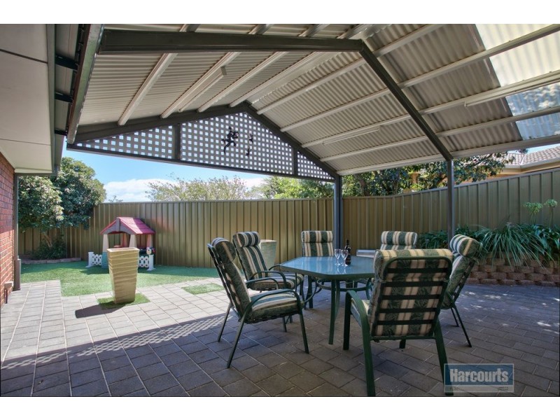 5 Alfonso Drive, Hallett Cove SA 5158