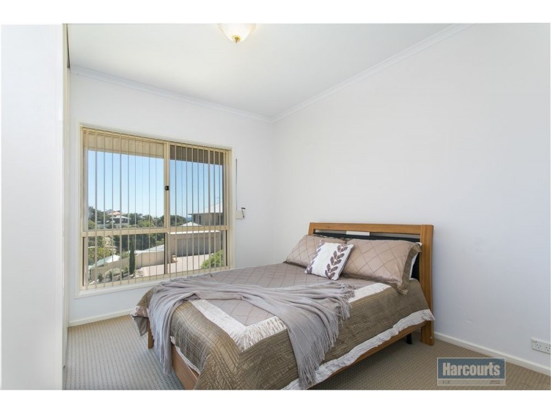 18 Gannet Court, Hallett Cove SA 5158