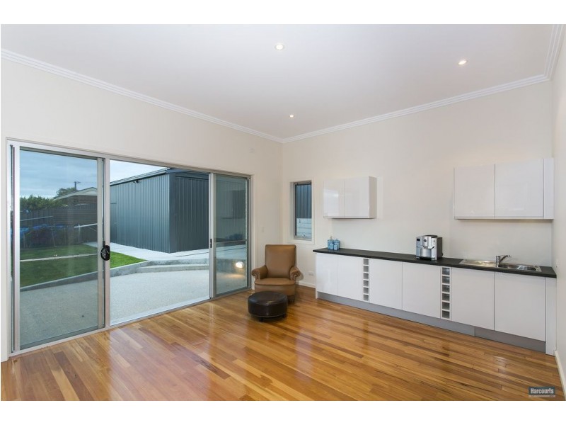 2A Yartoo Street, Hallett Cove SA 5158