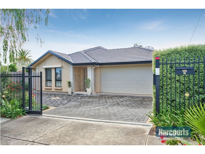11 Scarborough Terrace, Dover Gardens SA 5048