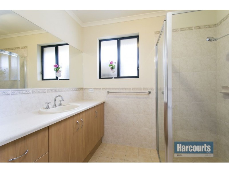 11 Scarborough Terrace, Dover Gardens SA 5048