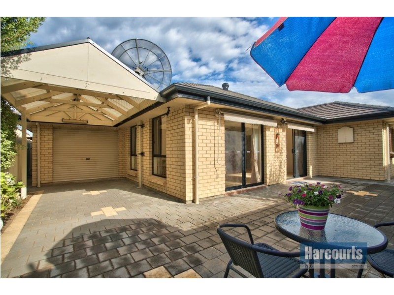 11 Scarborough Terrace, Dover Gardens SA 5048