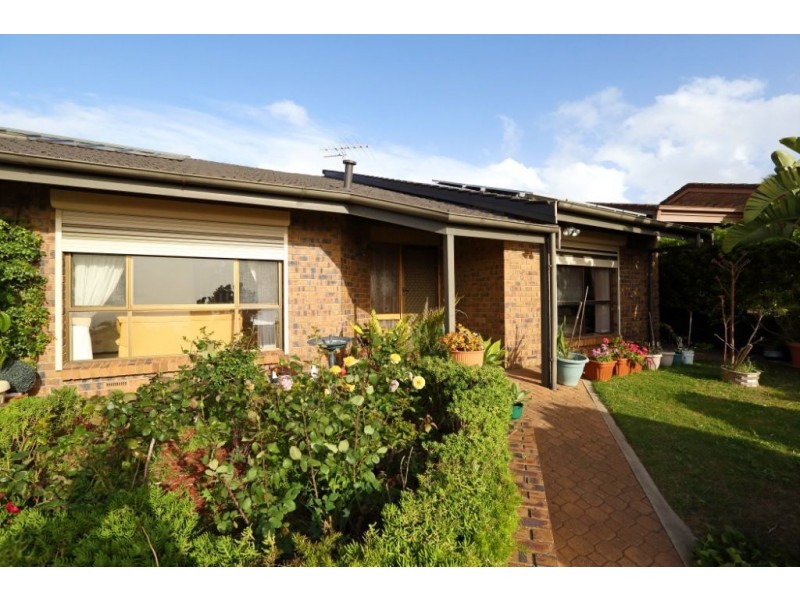 8 Kurrambi Crescent, Hallett Cove SA 5158