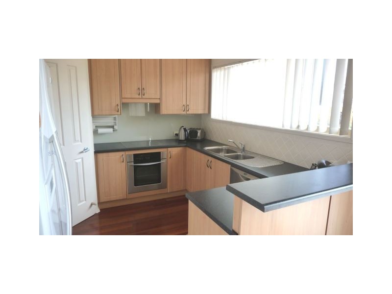 11 Fairhill Street, Hallett Cove SA 5158