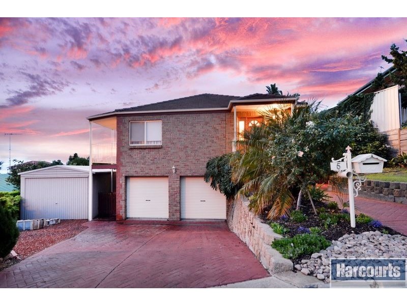 5 Gannet Court, Hallett Cove SA 5158