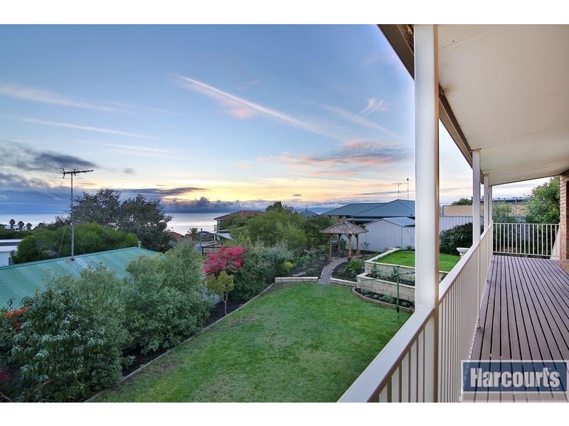 5 Gannet Court, Hallett Cove SA 5158