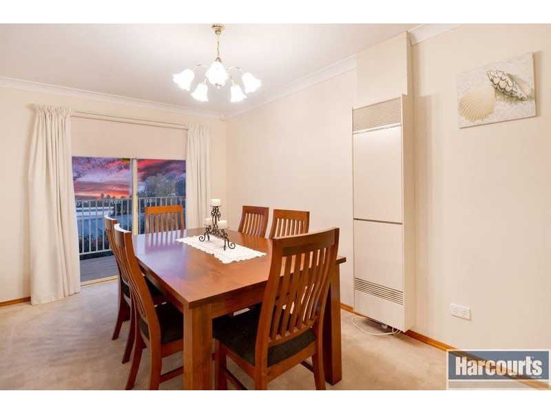 5 Gannet Court, Hallett Cove SA 5158