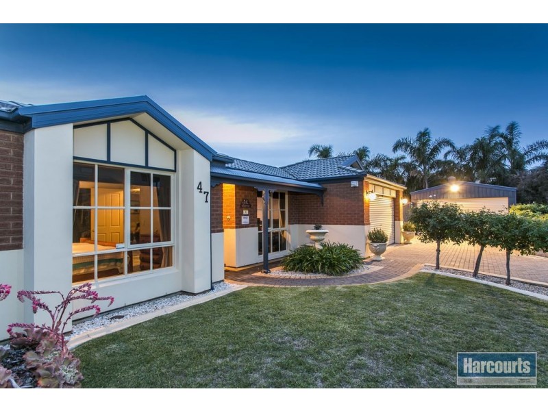 47 Burlington Road, Hallett Cove SA 5158