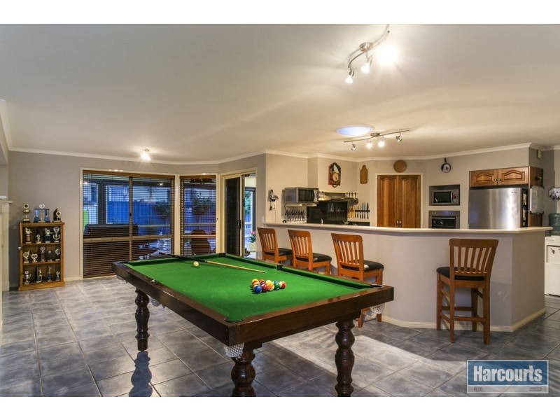 47 Burlington Road, Hallett Cove SA 5158