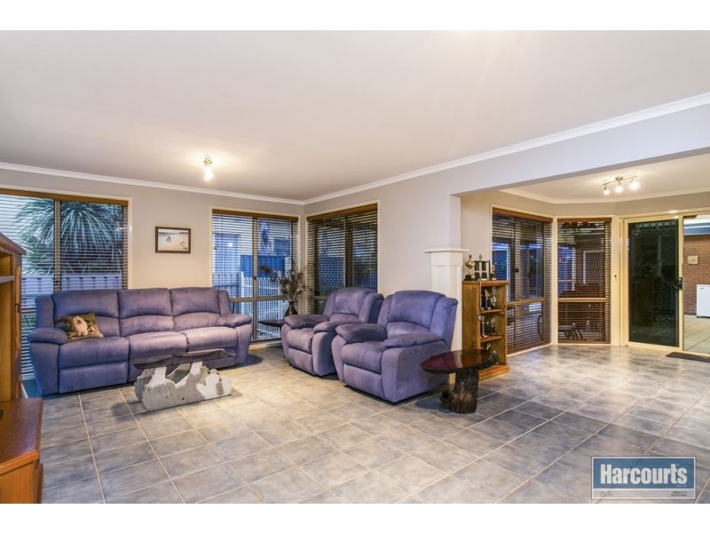 47 Burlington Road, Hallett Cove SA 5158