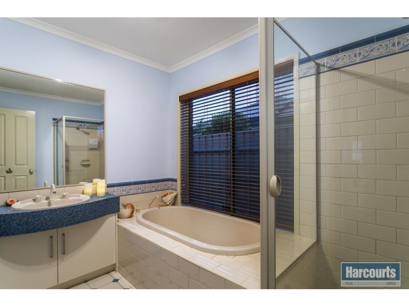 47 Burlington Road, Hallett Cove SA 5158