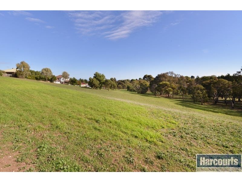 1 Alfonso Drive, Hallett Cove SA 5158