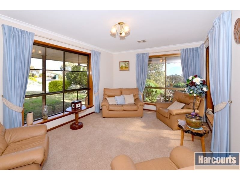 1 Alfonso Drive, Hallett Cove SA 5158