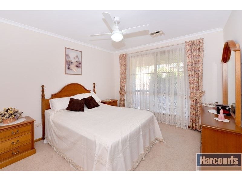 1 Alfonso Drive, Hallett Cove SA 5158