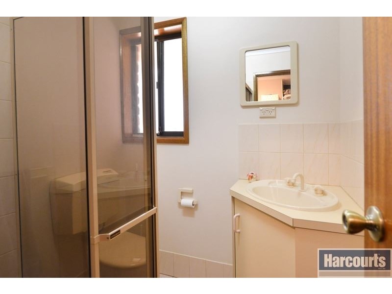 1 Alfonso Drive, Hallett Cove SA 5158