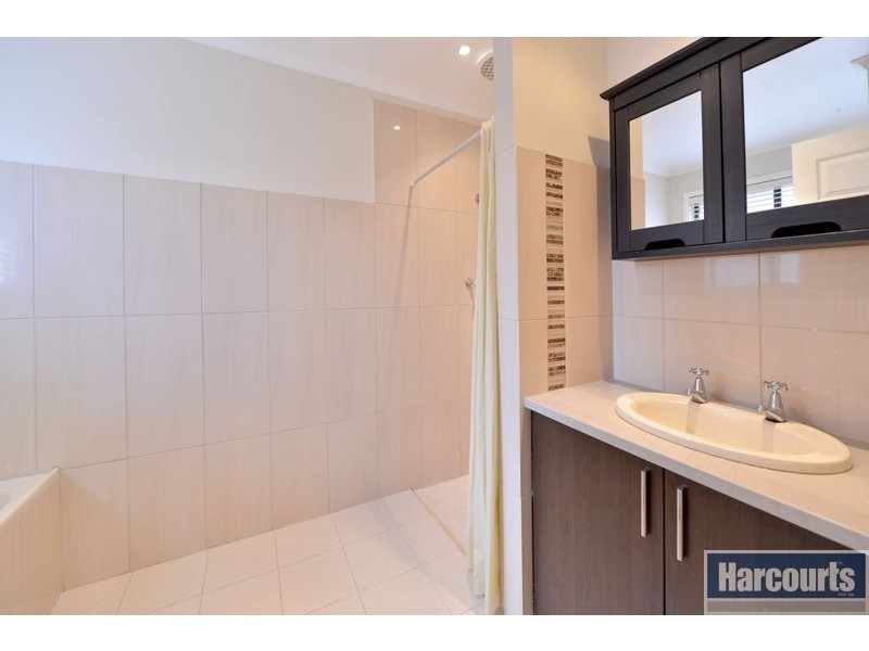 15 Glenway Road, Hallett Cove SA 5158