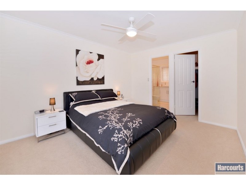 7 Pegasus Drive, Woodcroft SA 5162