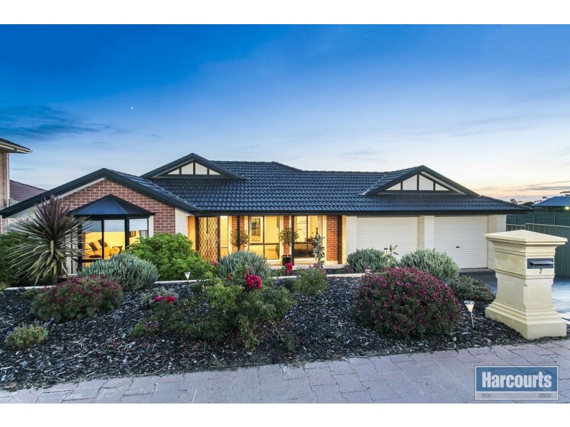 7 Thomas Way, Hallett Cove SA 5158