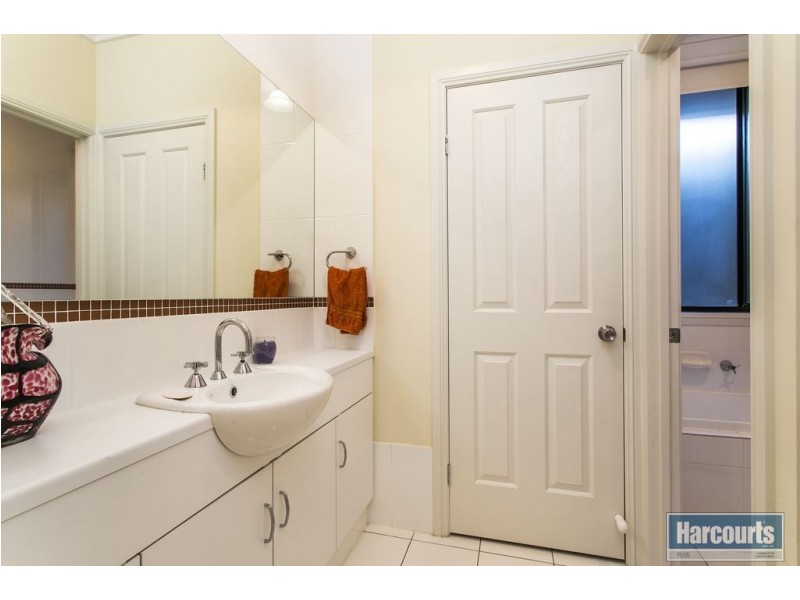 7 Thomas Way, Hallett Cove SA 5158