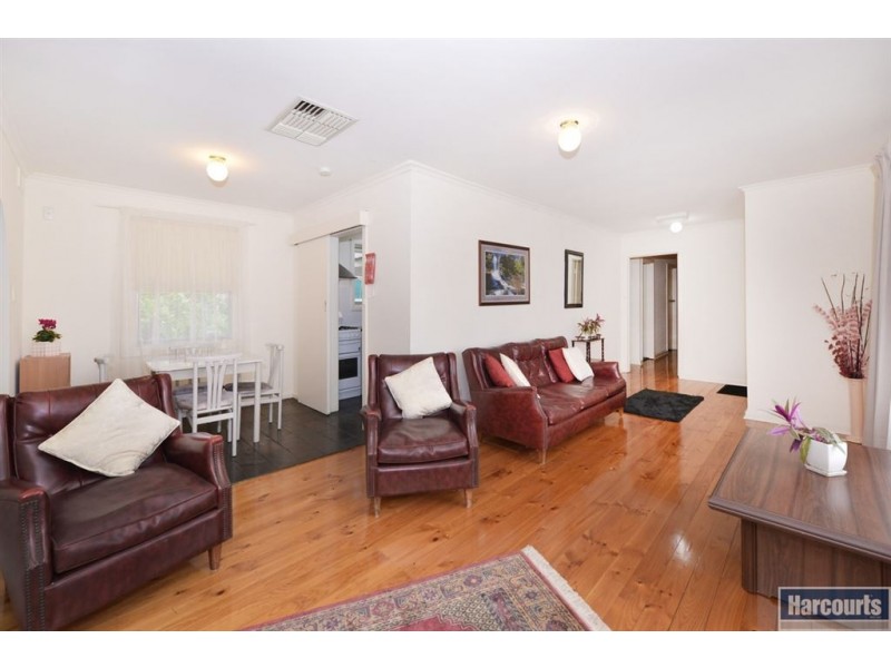 26 Parkmore Avenue, Sturt SA 5047