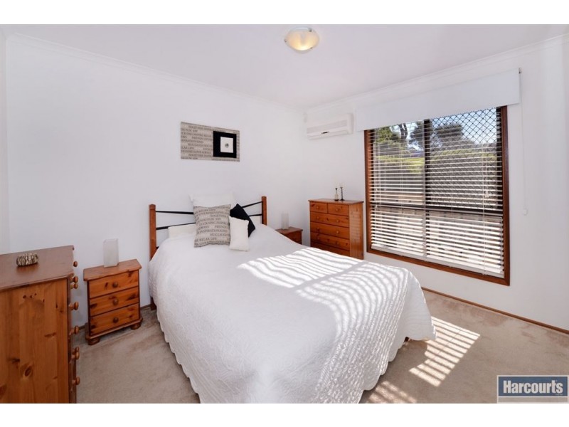 12 Lyons Circuit, Trott Park SA 5158