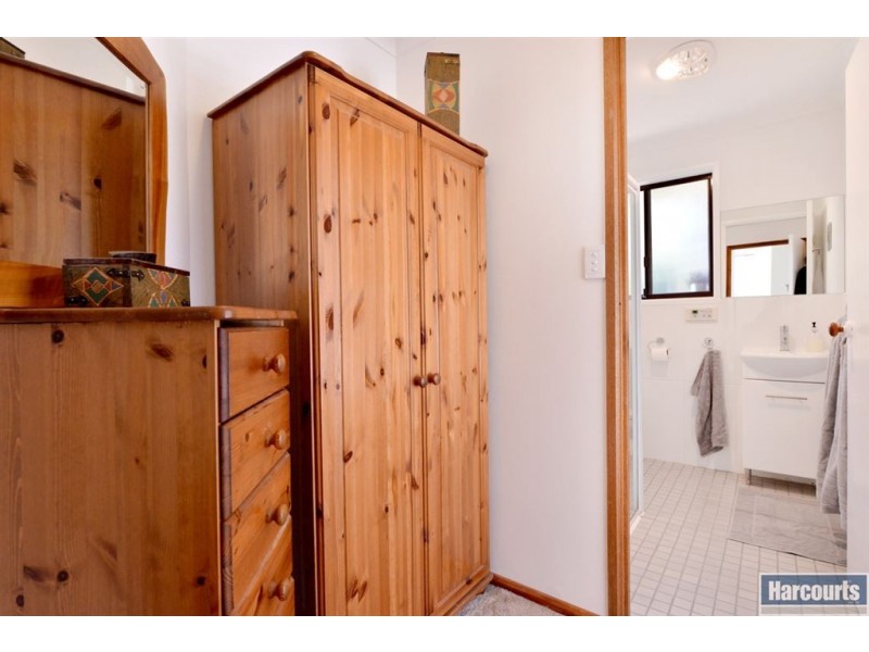 12 Lyons Circuit, Trott Park SA 5158