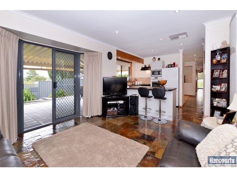 4 Calauria Crescent, Trott Park SA 5158