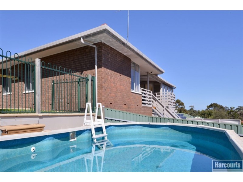 10 Sovereign Street, Hallett Cove SA 5158