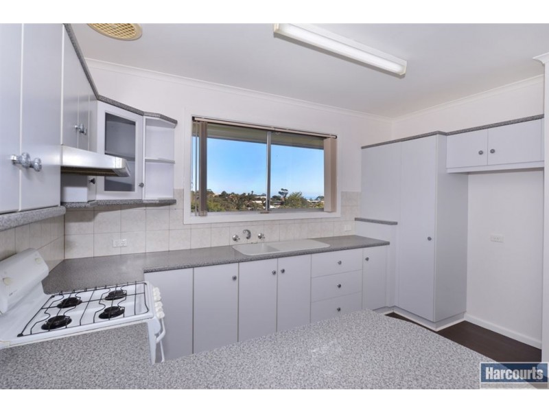 10 Sovereign Street, Hallett Cove SA 5158