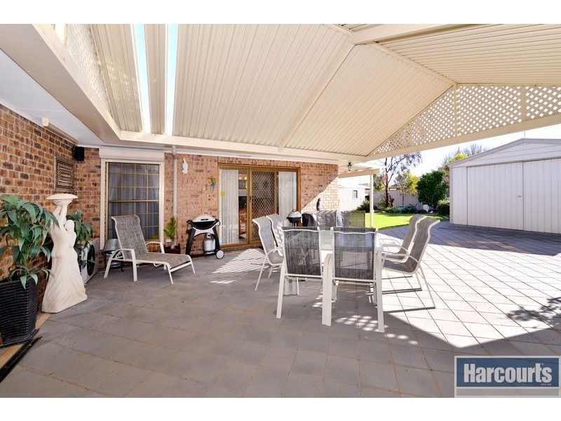 5 Takari Court, Hallett Cove SA 5158