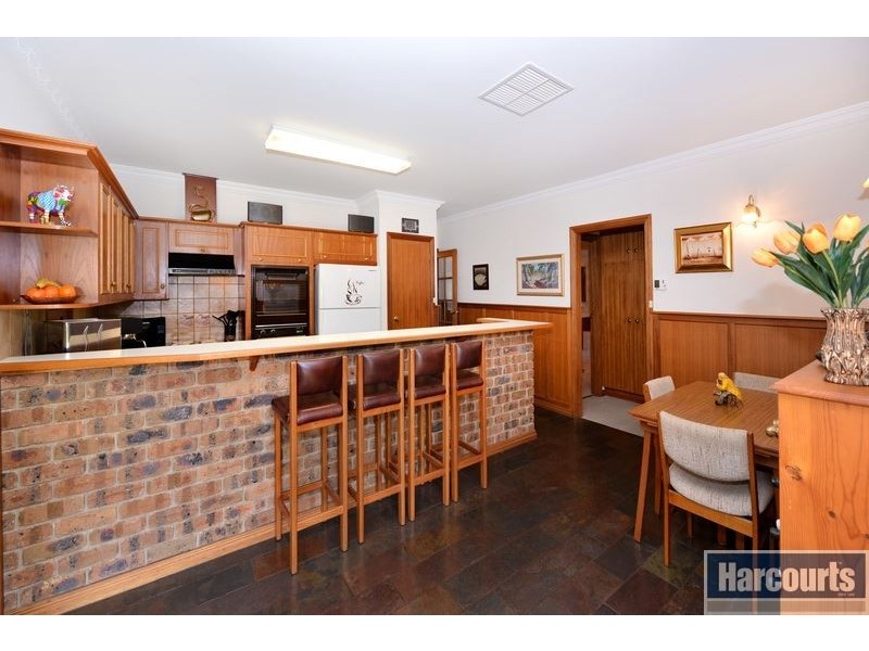 5 Takari Court, Hallett Cove SA 5158