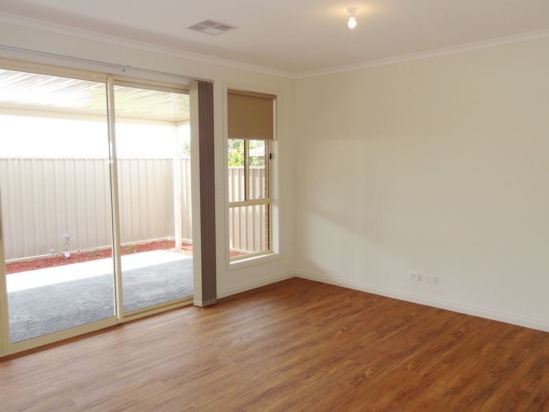 5/35 Panalatinga Road, Woodcroft SA 5162