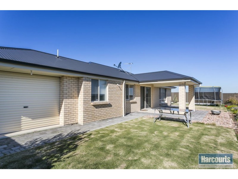 13 Kangaroo Thorn Road, Trott Park SA 5158