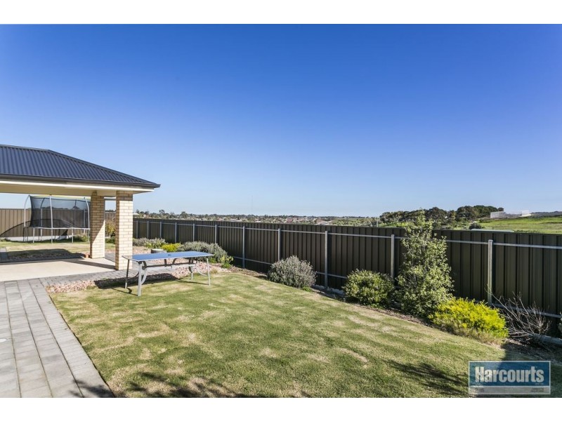 13 Kangaroo Thorn Road, Trott Park SA 5158