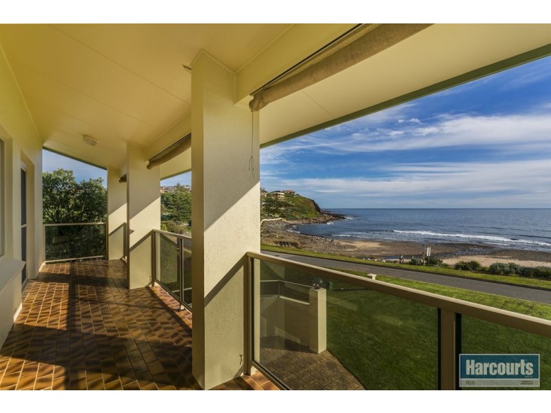 9 River Parade, Hallett Cove SA 5158