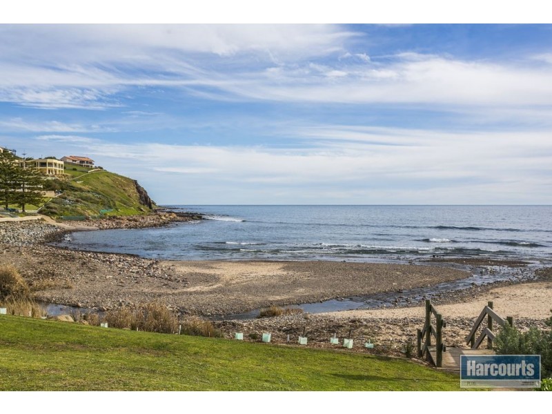 9 River Parade, Hallett Cove SA 5158