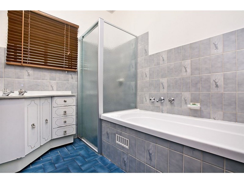 4 Shelley Avenue, Marion SA 5043