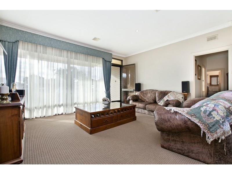 4 Shelley Avenue, Marion SA 5043